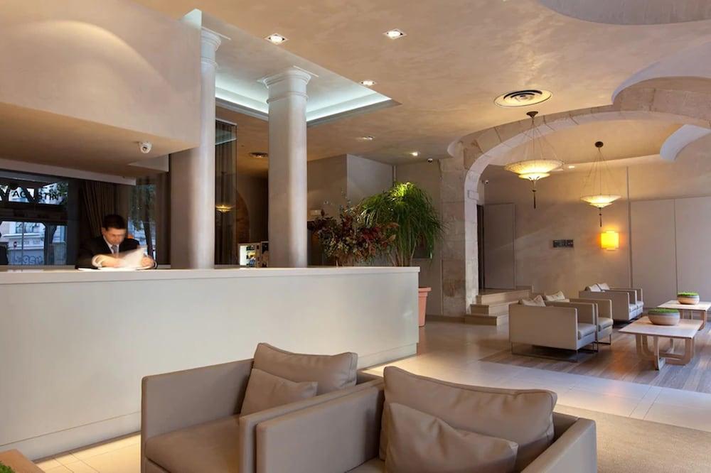 Sant Agusti Hotel 3*